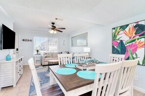 Dining - Perdido Key Private Getaway Near Pensacola Beach! (Pensacola)