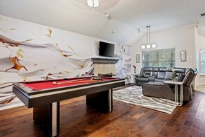 Games room - 30% OFF Your Kids Favorite Movies - Themed Rooms (Plano)