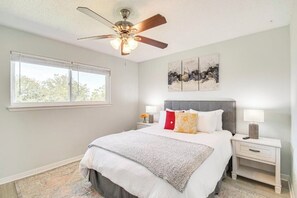 2 Schlafzimmer, Bügeleisen/Bügelbrett, WLAN, Bettwäsche