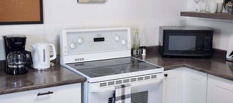 Frederica Suites - Unit 1