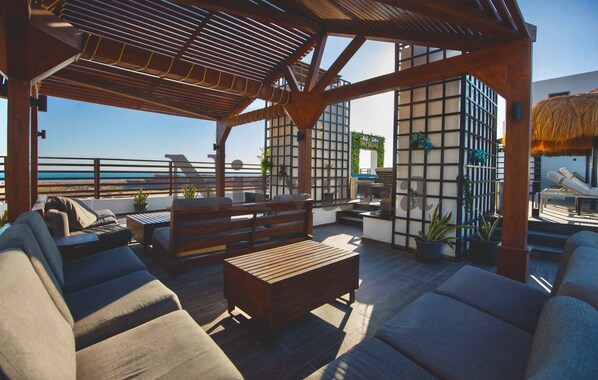 Apartment | Terrace/patio - Sea View Suite Sleeps 2 With Parking (Hurghada)