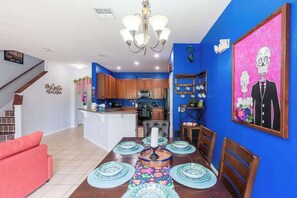 Dining - Next2Parks/LakeView/Coco/HauntedMansion/Encanto (Kissimmee)