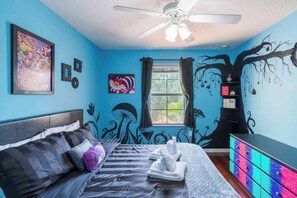 3 bedrooms, iron/ironing board, travel crib, free WiFi
