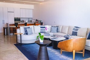 Smart-tv, videospelletjes, tafelvoetbal en een tafeltennistafel