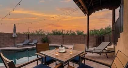 King Bed, Location, Pool, Fire Pit, & Views