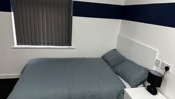 Studio | Free WiFi, bed sheets