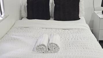 Free WiFi, bed sheets