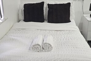 무료 WiFi, 침대 시트