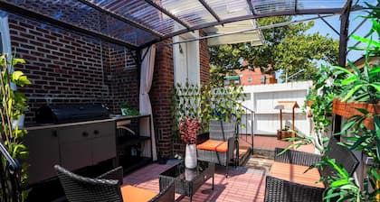 Brand New! Parking! Laundry/Kitchenette! Main St!