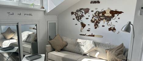 Studio | Living area