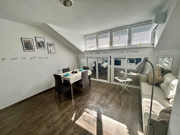 Dining - Wanderlust Studio by Rosy in Sofia City Center (Sofia)