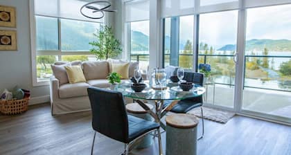 The Luna | New Penthouse w Patio, Lake & Mtn Views