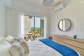 1 chambre, fer et planche à repasser, Wi-Fi, literie fournie