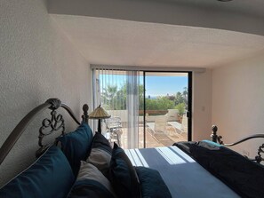 2 chambres, fer et planche Ă repasser, Wi-Fi, draps fournis