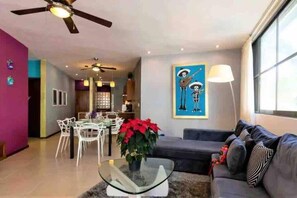 THE MEXICAN ONE | Oleskelualue | Televisio