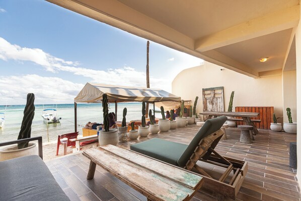 THE MEXI-TERRANEAN ONE | Terrasse/Patio