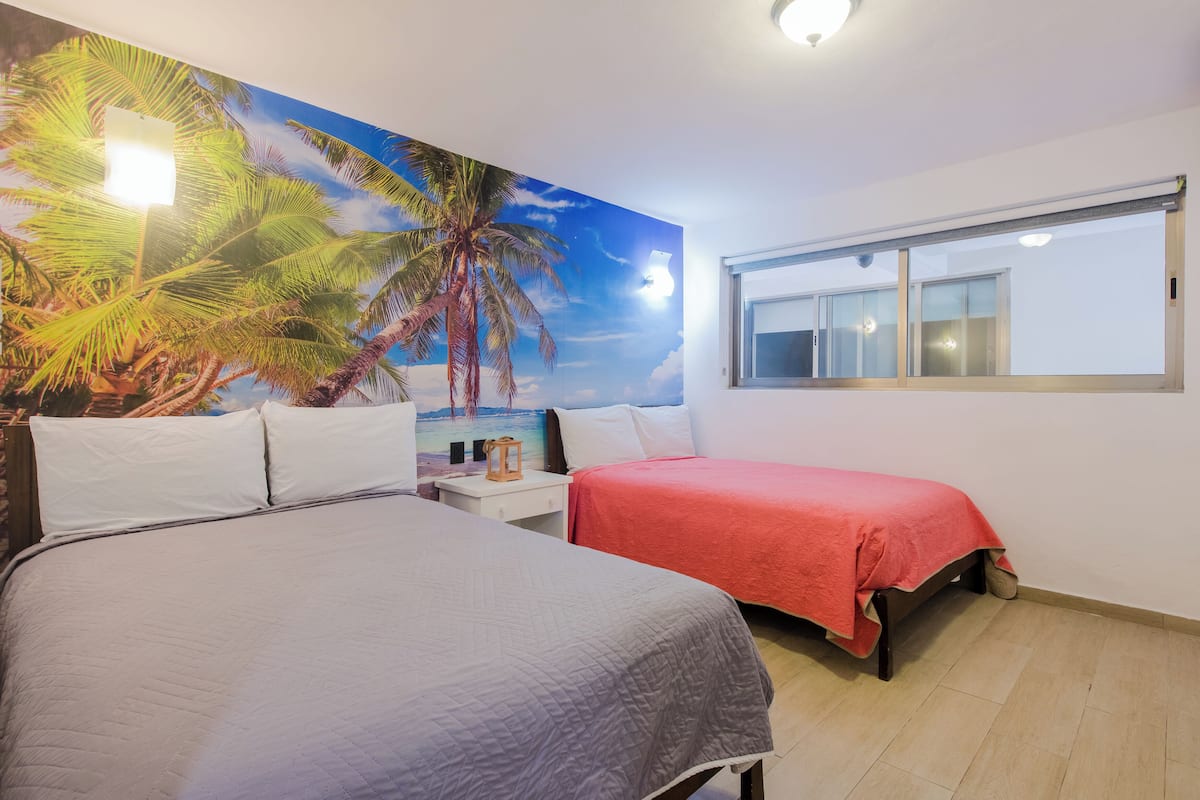 THE MIXED ONE | 3 bedrooms, free WiFi, bed sheets