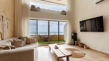 THE CARIBBEAN TWO | Living area