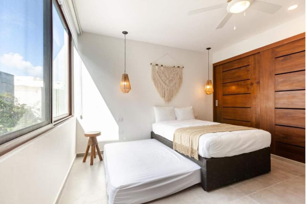 THE BOHEMIAN ONE | 1 bedroom, in-room safe, bed sheets