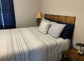 3 Schlafzimmer, Bügeleisen/Bügelbrett, WLAN, Bettwäsche