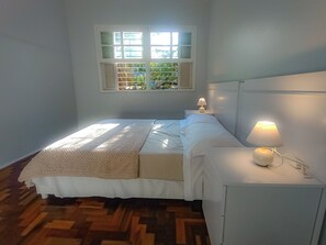 2 quartos, Wi-Fi de cortesia, roupa de cama