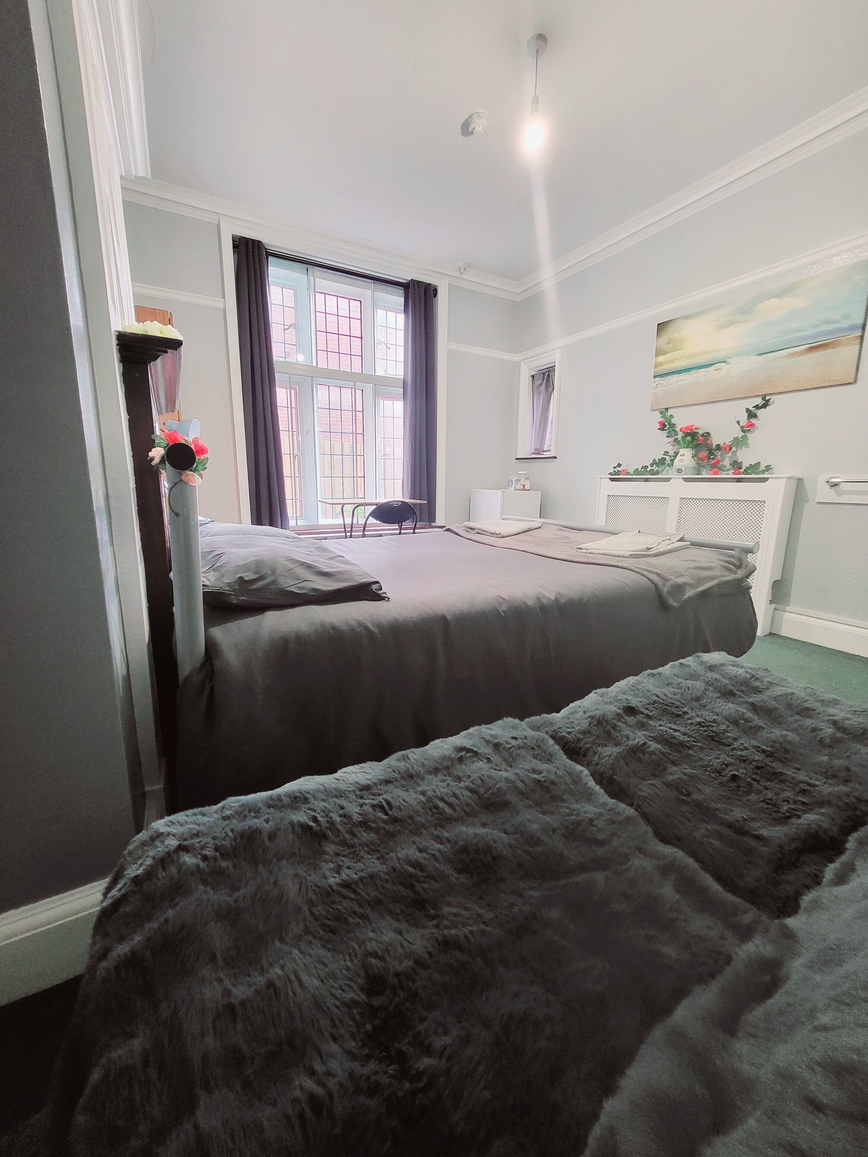 House | 4 bedrooms, iron/ironing board, free WiFi, bed sheets