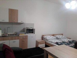 1 Schlafzimmer, Bügeleisen/Bügelbrett, WLAN, Bettwäsche