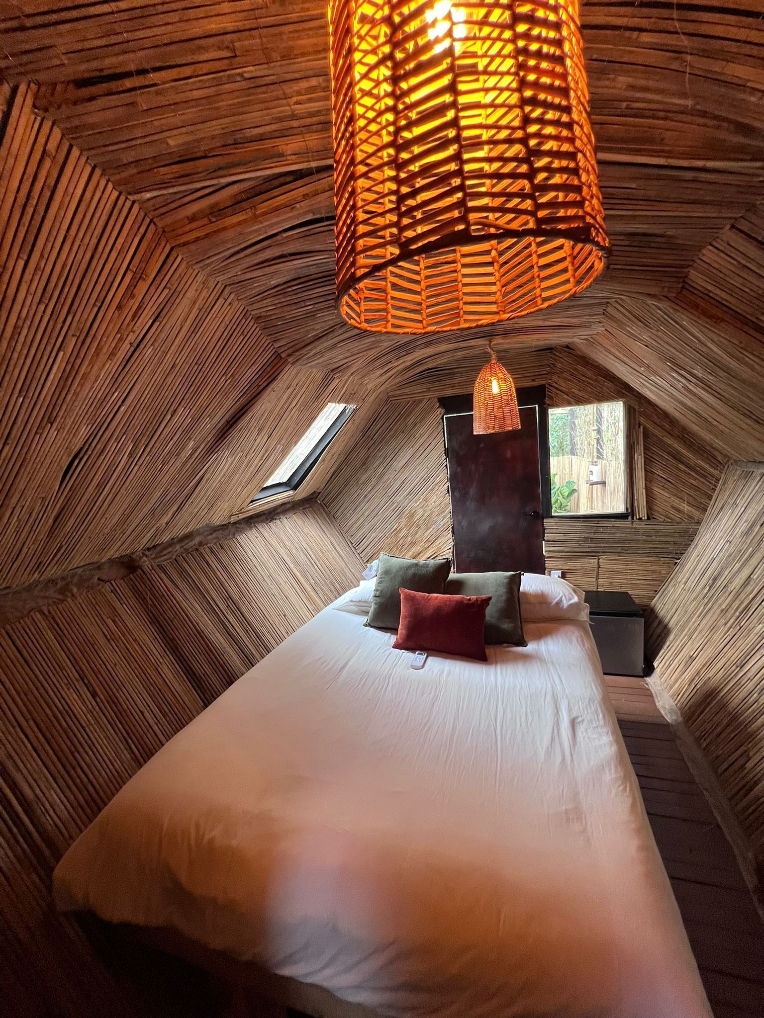 1 habitación y ropa de cama 