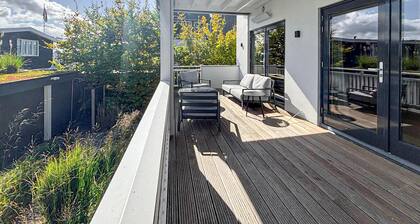 Beautiful home in Loosdrecht with WiFi