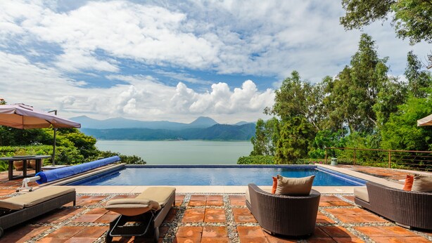 Deluxe House, Lake View | Pool - Cumbre Serena (Valle de Bravo)
