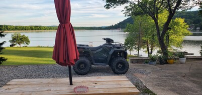 Hills of Lake White 
The perfect camping spot with all the amenities of home.