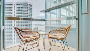 Signature-Apartment, Meerblick | Strand-/Meerblick