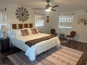 5 slaapkamers, een strijkplank/strijkijzer, wifi, beddengoed