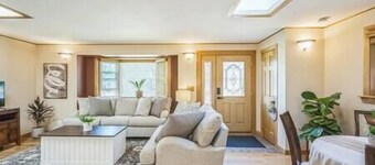 Bright & Cozy House Centennial/ Littleton 3 Bed/ 3 Bath