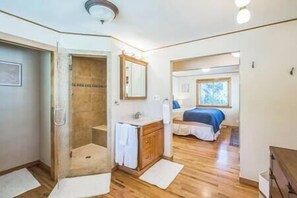 3 bedrooms, WiFi