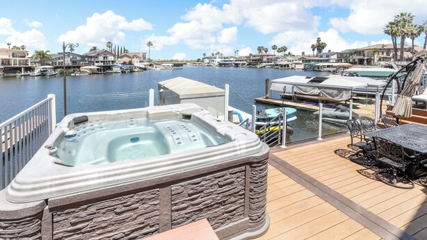 Unclassified image, 1 of 70, button - Luxury 5BR Waterfront Getaway | Spa, Gym, Dock (Discovery Bay)