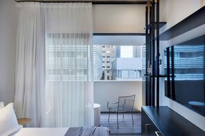 Caja de seguridad en la habitación, wifi gratis y ropa de cama 