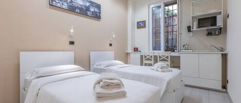 1 chambre, fer et planche à repasser, Wi-Fi, draps fournis