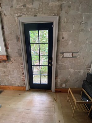 Interior - Eola’s Charm in Downtown Orlando (Orlando)