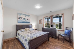 5 chambres, fer et planche à repasser, Wi-Fi gratuit, draps fournis