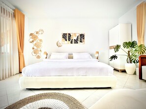 3 bedrooms, in-room safe, desk, iron/ironing board - Luxury Paradise Villa 3BR (Bali)