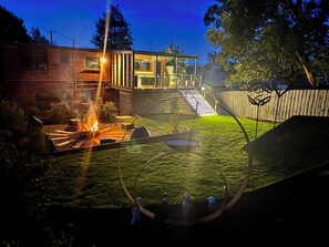 Terrace/patio - DROMANA NIRVANA - 4 bedroom, 2 outdoor entertaining decks plus huge fire pit. (Dromana)