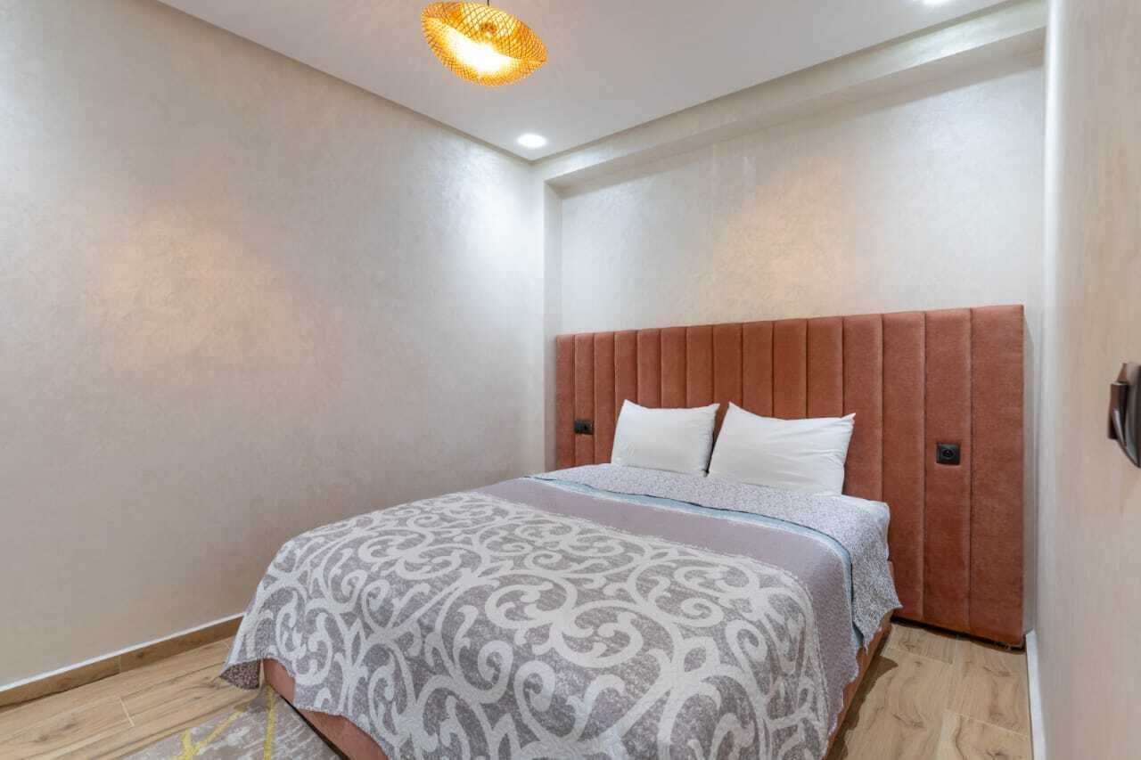 2 camere, una cassaforte in camera, una scrivania, ferro/asse da stiro