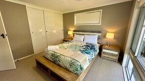 3 quartos, Wi-Fi de cortesia, roupa de cama