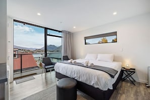 1 bedroom, iron/ironing board, WiFi, bed sheets - Frankton Breeze 1 | Close to Queenstown CBD (Queenstown)
