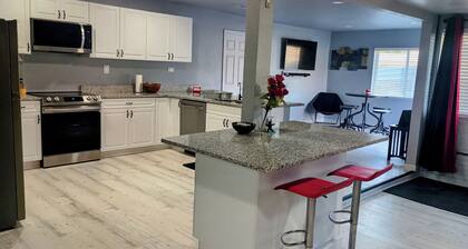 Modern Industrial Oasis - Private Room w/ King Bed, WiFi, FREE Parking & More!