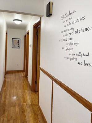 Interior - 3 bedrooms cozy ranch house (Altoona)