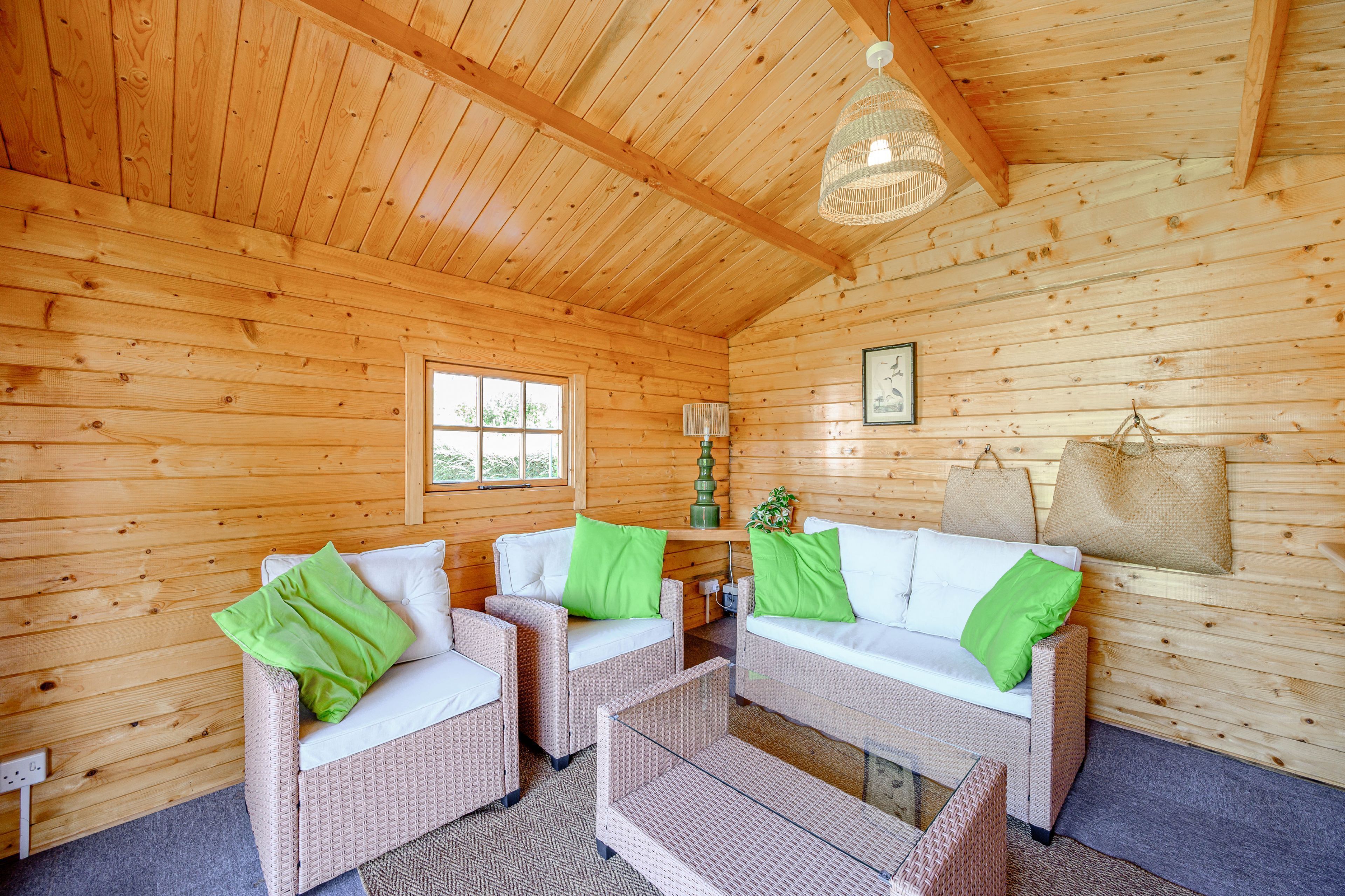 Anthony House -  A House That Sleeps 6 Guests  In 3 Bedrooms - Kippford