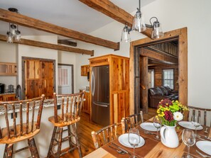 تناول الطعام