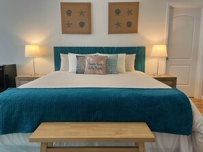 3 slaapkamers, een strijkplank/strijkijzer, reisbedje, gratis wifi